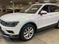 Volkswagen Tiguan 1.5 TSI ACT Highline DSG *LED*PANO*AHK*StdHZG*VOLL Wit - thumbnail 3