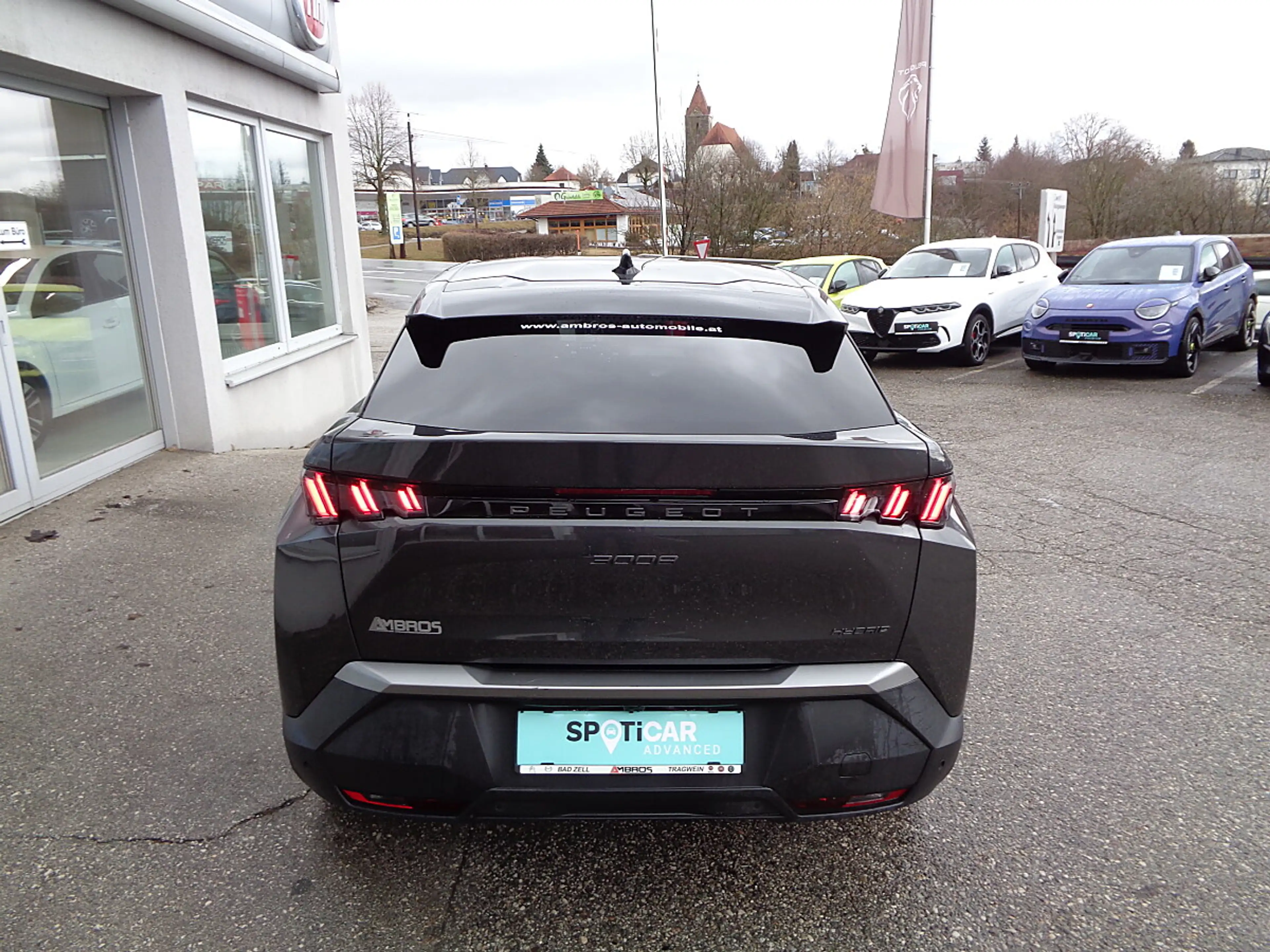 Peugeot 3008 Hybrid 136 E-DCS6 Allure Aut. — photo 4