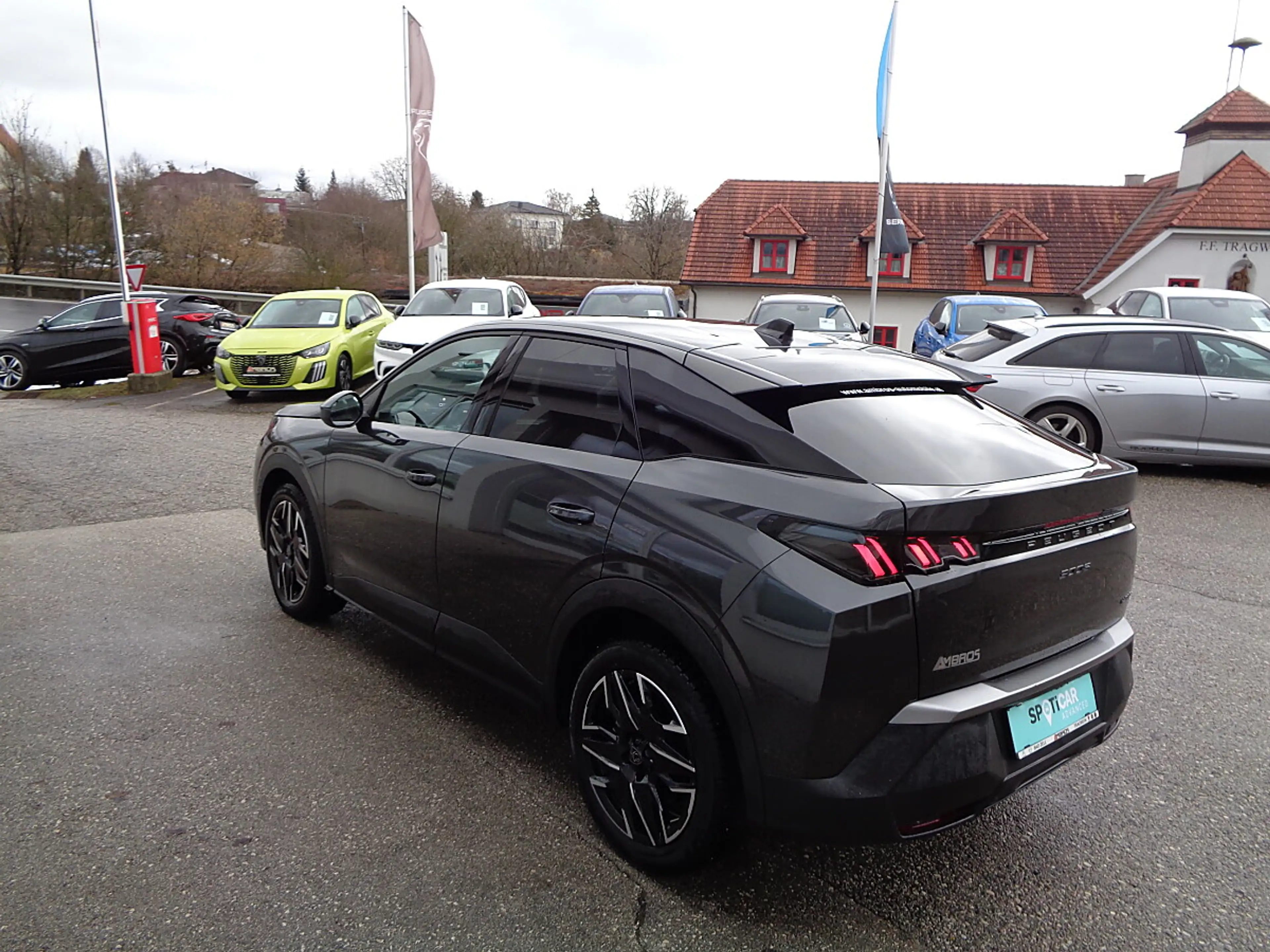 Peugeot 3008 Hybrid 136 E-DCS6 Allure Aut. — photo 7