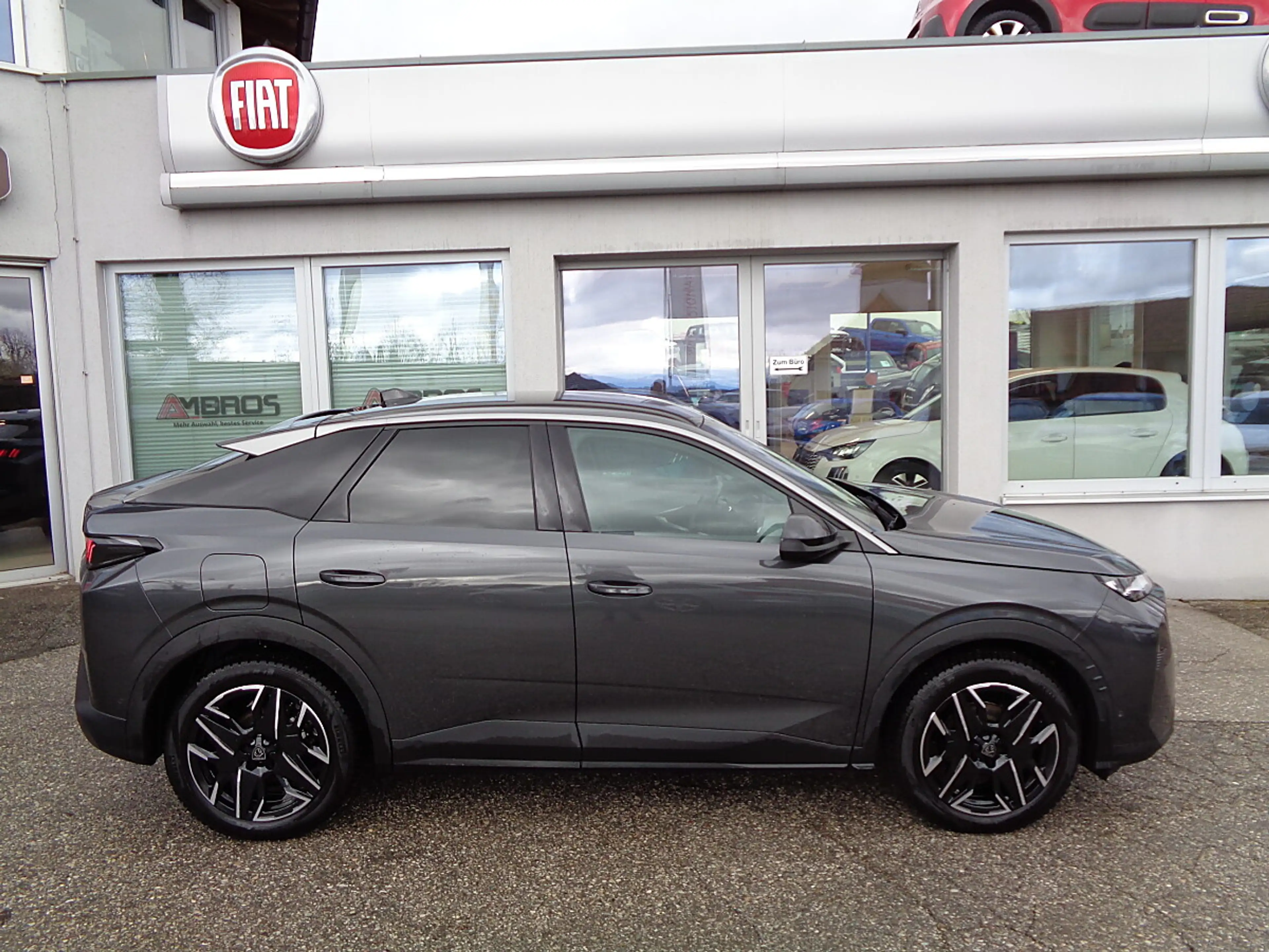 Peugeot 3008 Hybrid 136 E-DCS6 Allure Aut. — photo 2