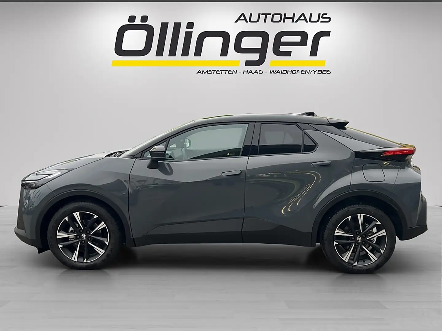 Toyota C-HR 1,8 Hybrid E-CVT Active Drive Grau - 2