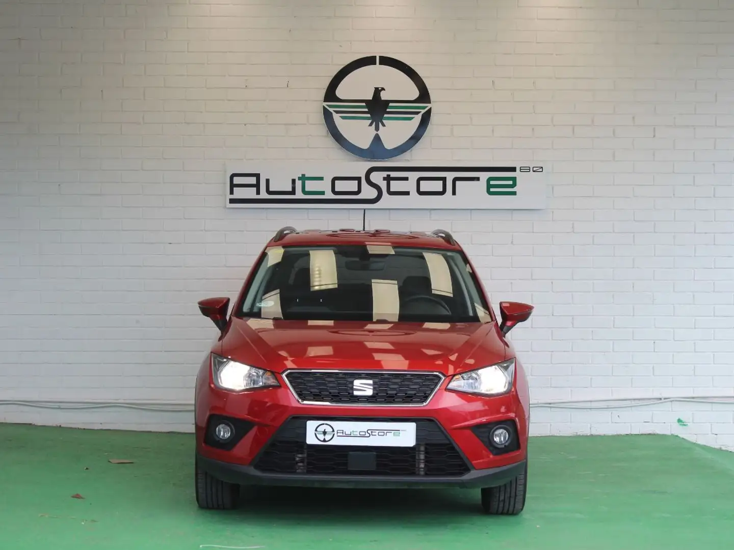 SEAT Arona 1.0 TSI Ecomotive S&S Style 115 Rojo - 2