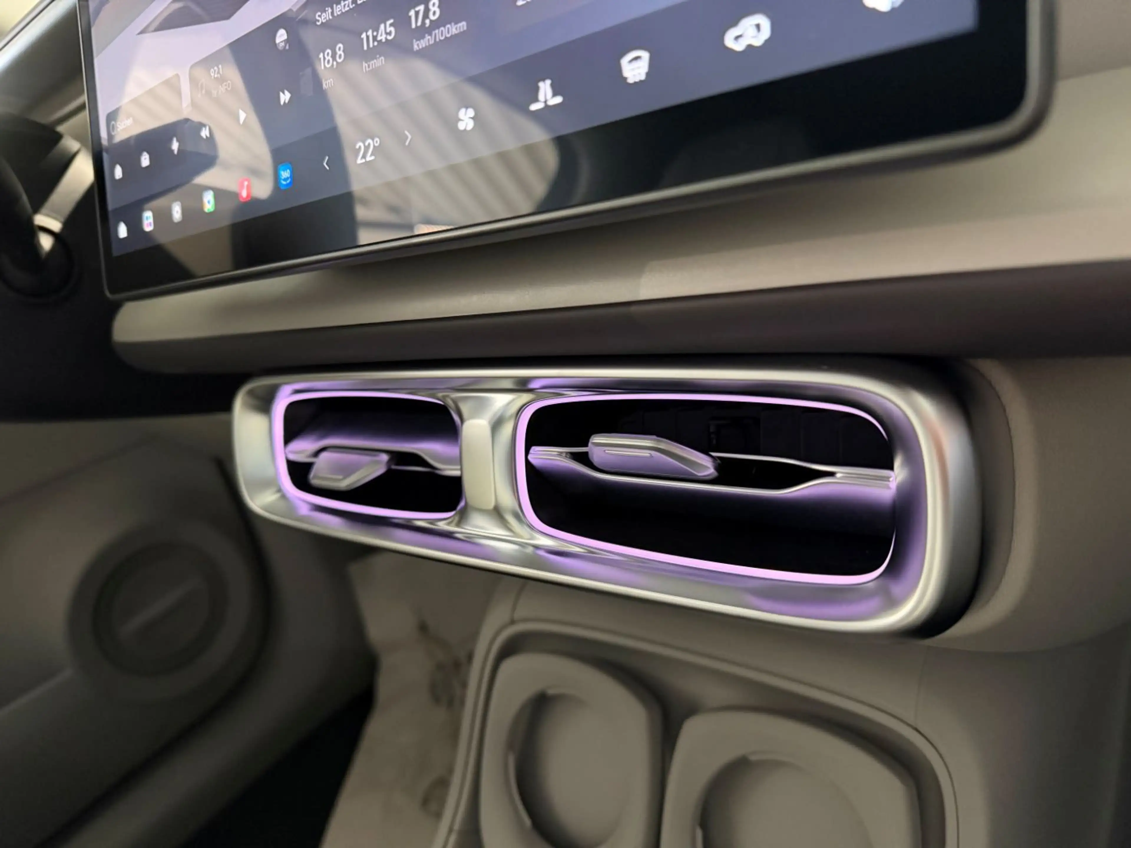 Leapmotor B10 67 W BEV Design Pro Max ACC+LED+Navi+Pano+SD — photo 15