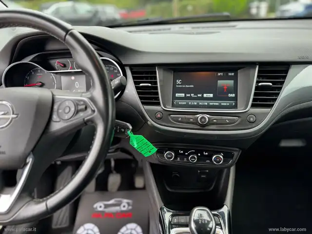 Opel Crossland X view 12