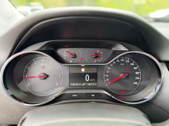 Opel Crossland X view 14