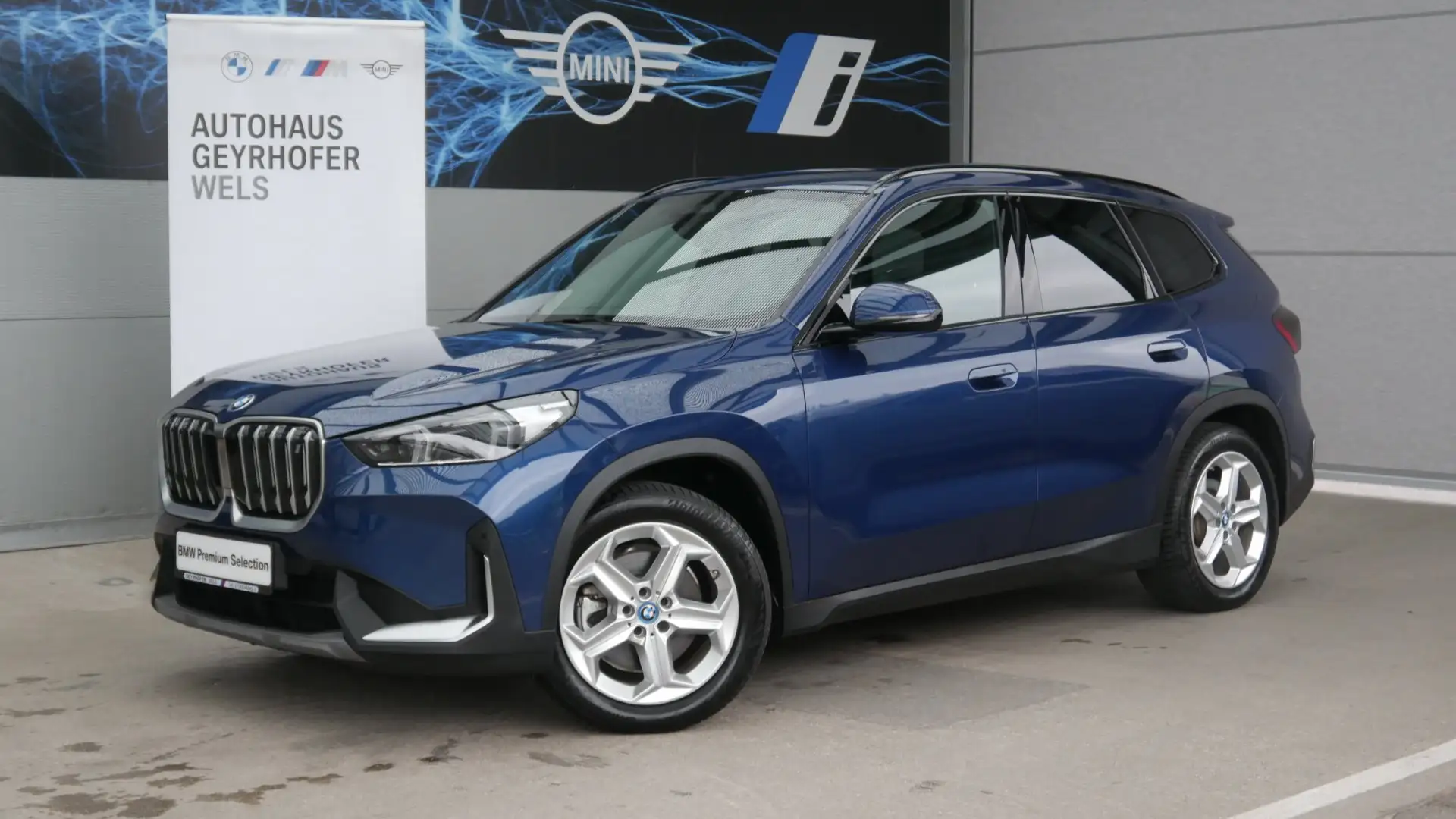 BMW iX1 iX1 xDrive30 Bleu - 1