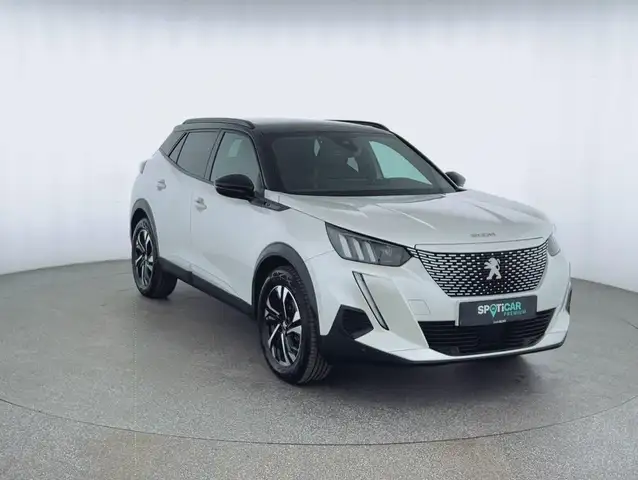 Peugeot 2008 view 3