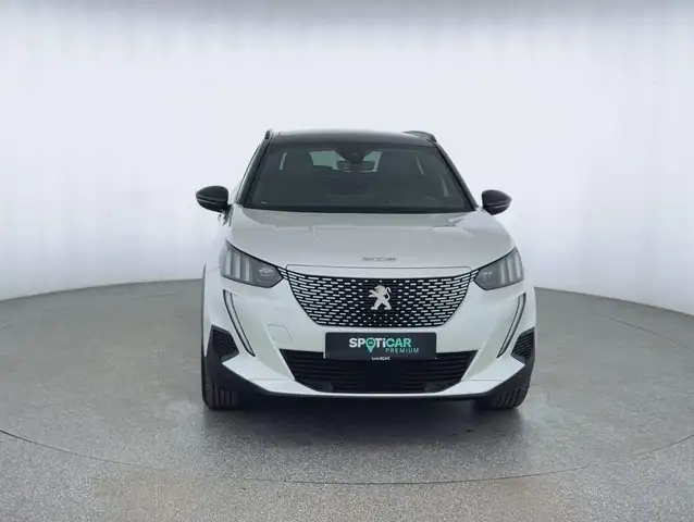 Peugeot 2008 view 2