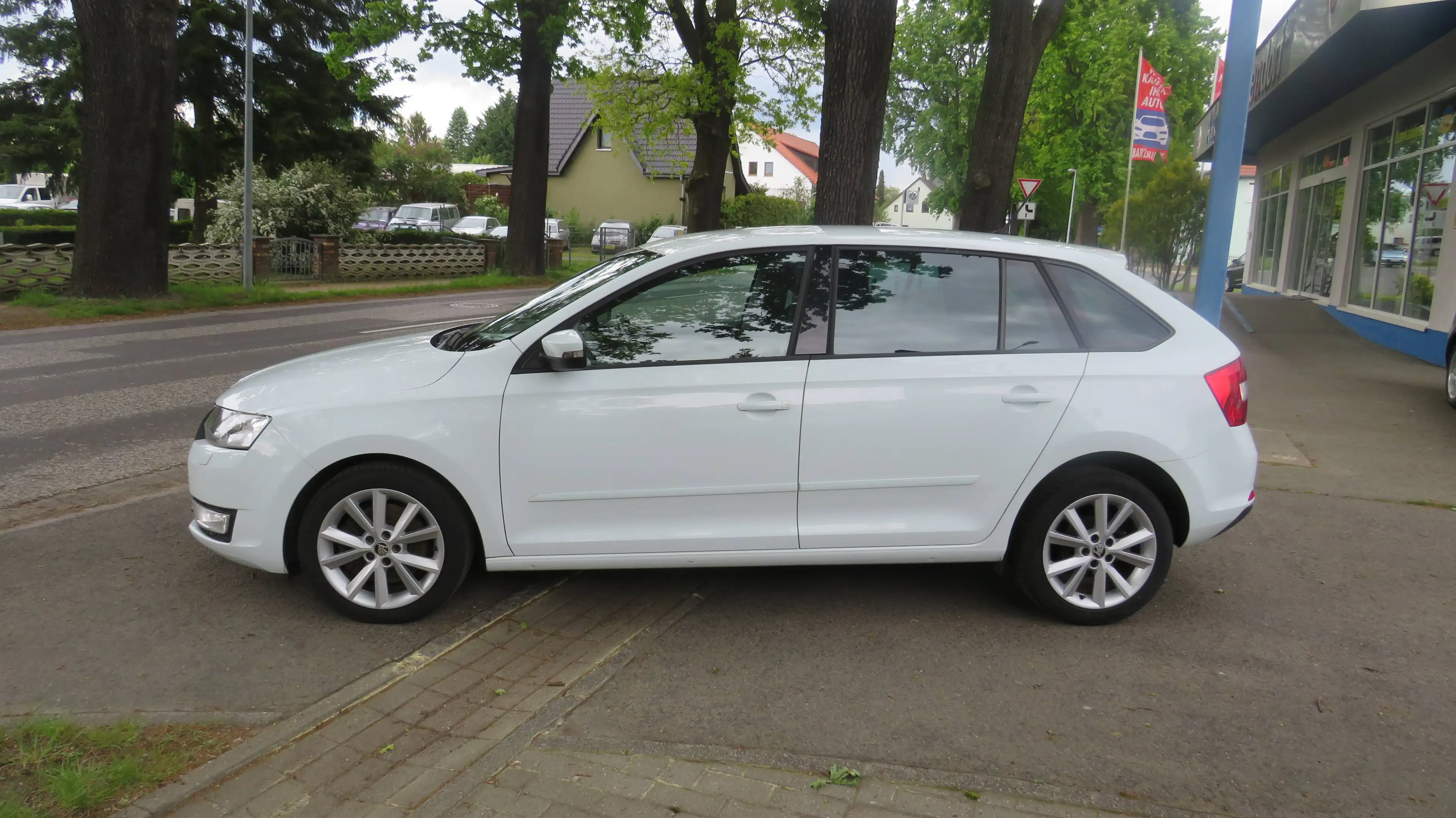 Skoda Rapid/Spaceback Joy 1 Hand incl MwSt — photo 4