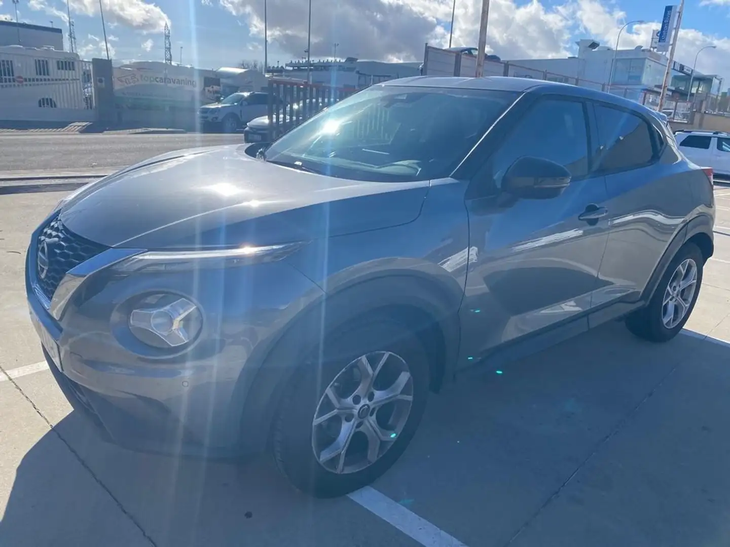 Nissan Juke DIG-T 86 kW (117 CV) 6 M/T N-CONNECTA Grau - 2