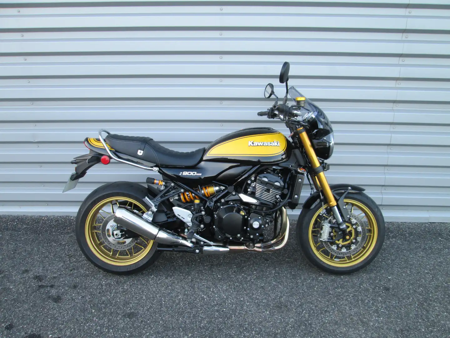 Kawasaki Z 900 Schwarz - 2