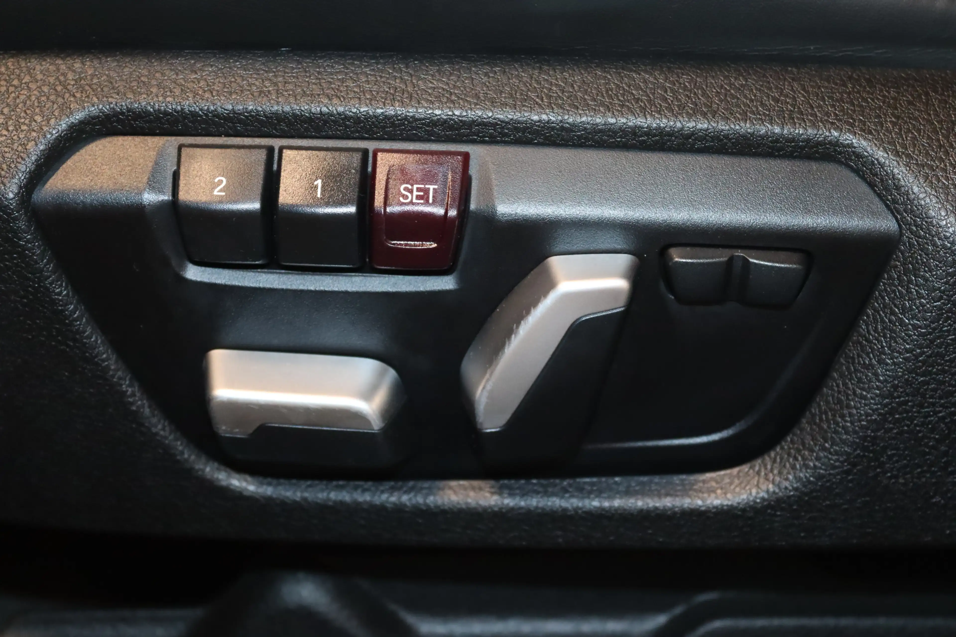 Alpina B3 S Bi Turbo Limo-Navi-LED-HUD-KESSY-Leder- — photo 14