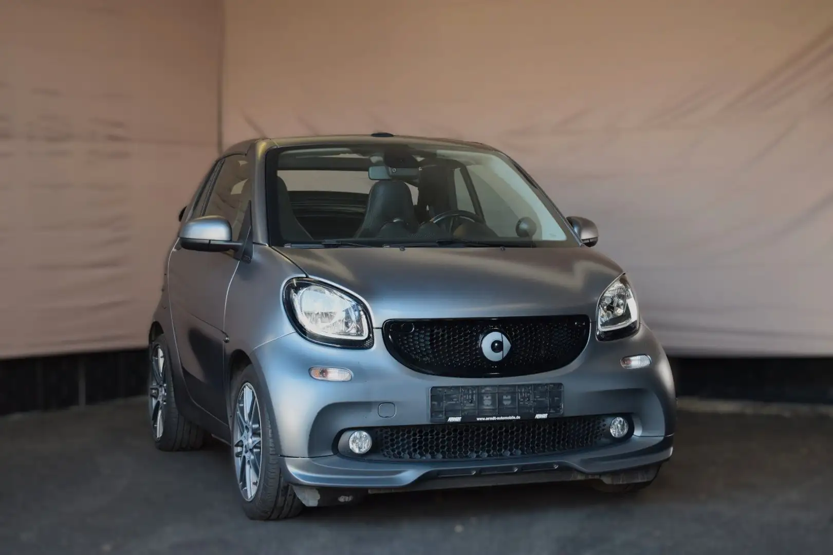 smart forTwo cabrio Brabus Spurhalteas. Kamera JBL SHZ Сірий - 2
