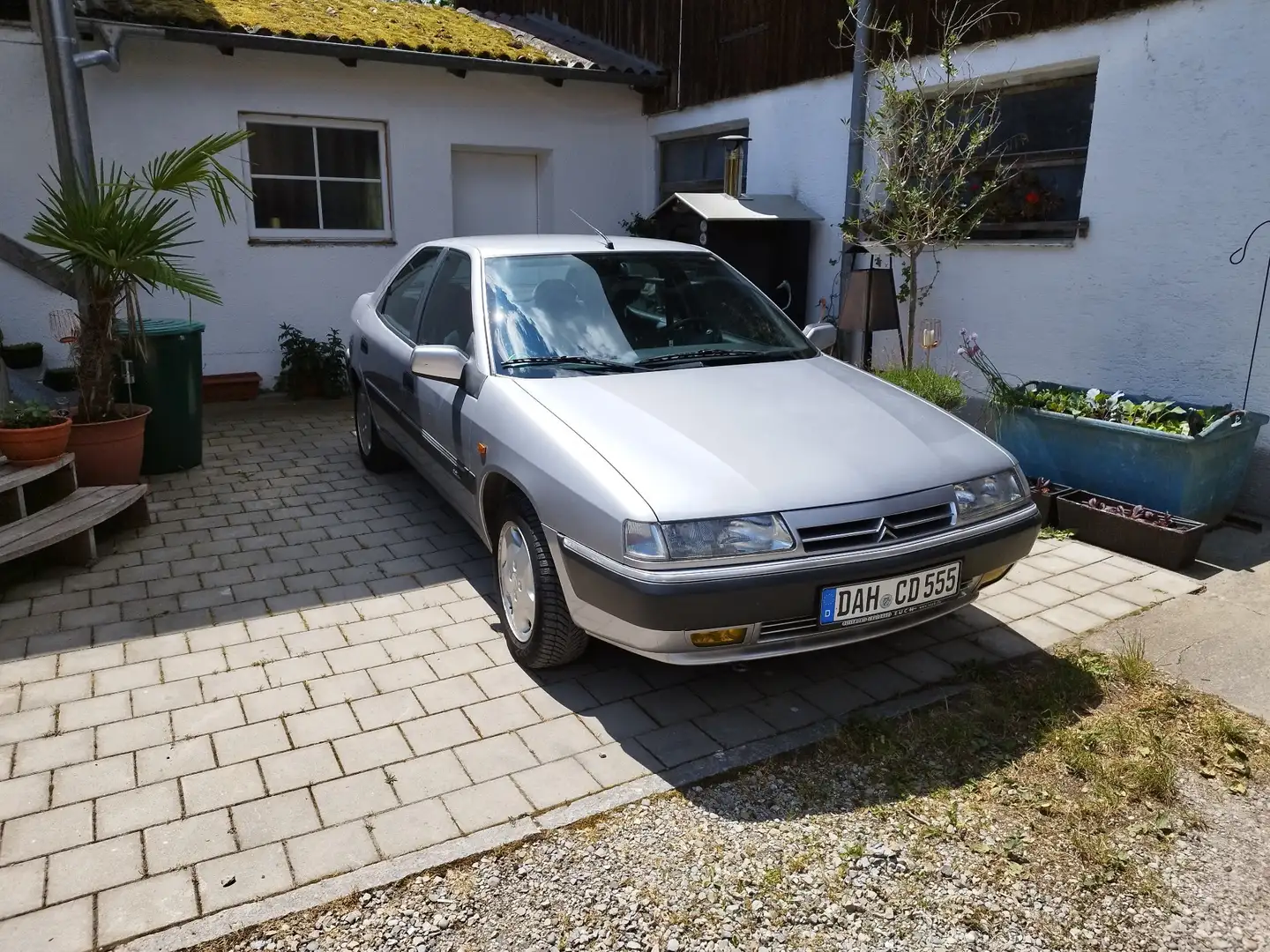 Citroen Xantia 2.0 16V VSX Plateado - 2