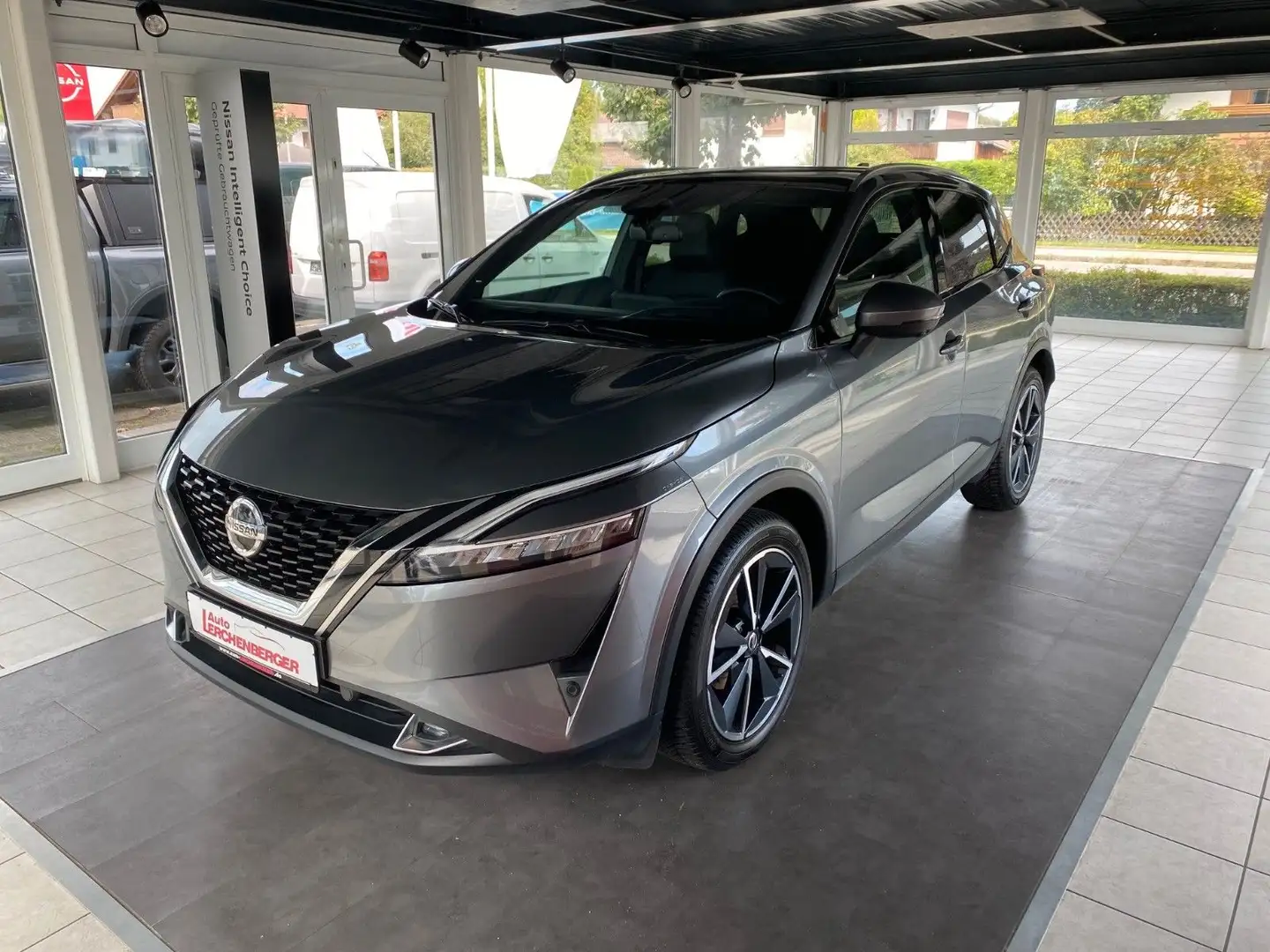 Nissan Qashqai Tekna+ Grau - 2