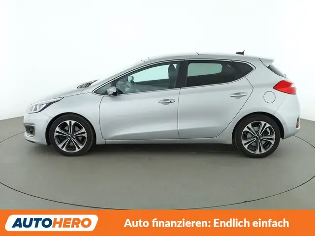 Kia Ceed view 3