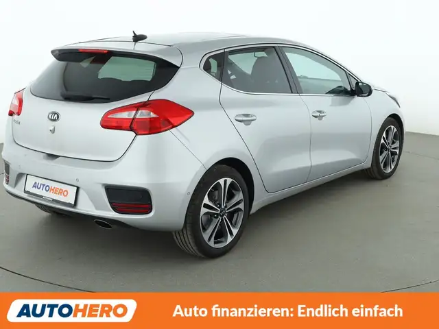 Kia Ceed view 6