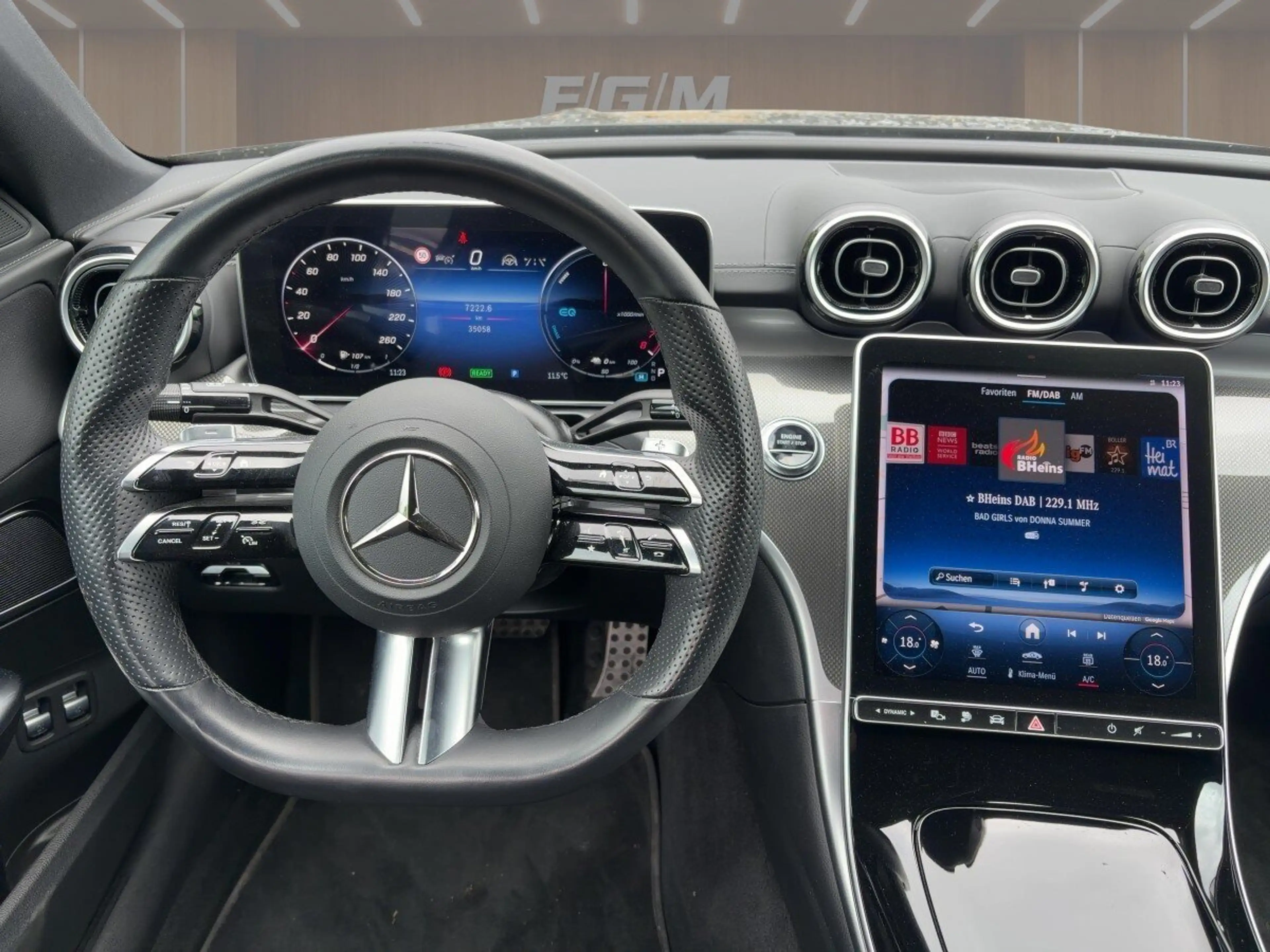 Mercedes-Benz C 300 C 300e AMG+DIGITAL-LIGHT+MBUX+KEYLESS-START — photo 9