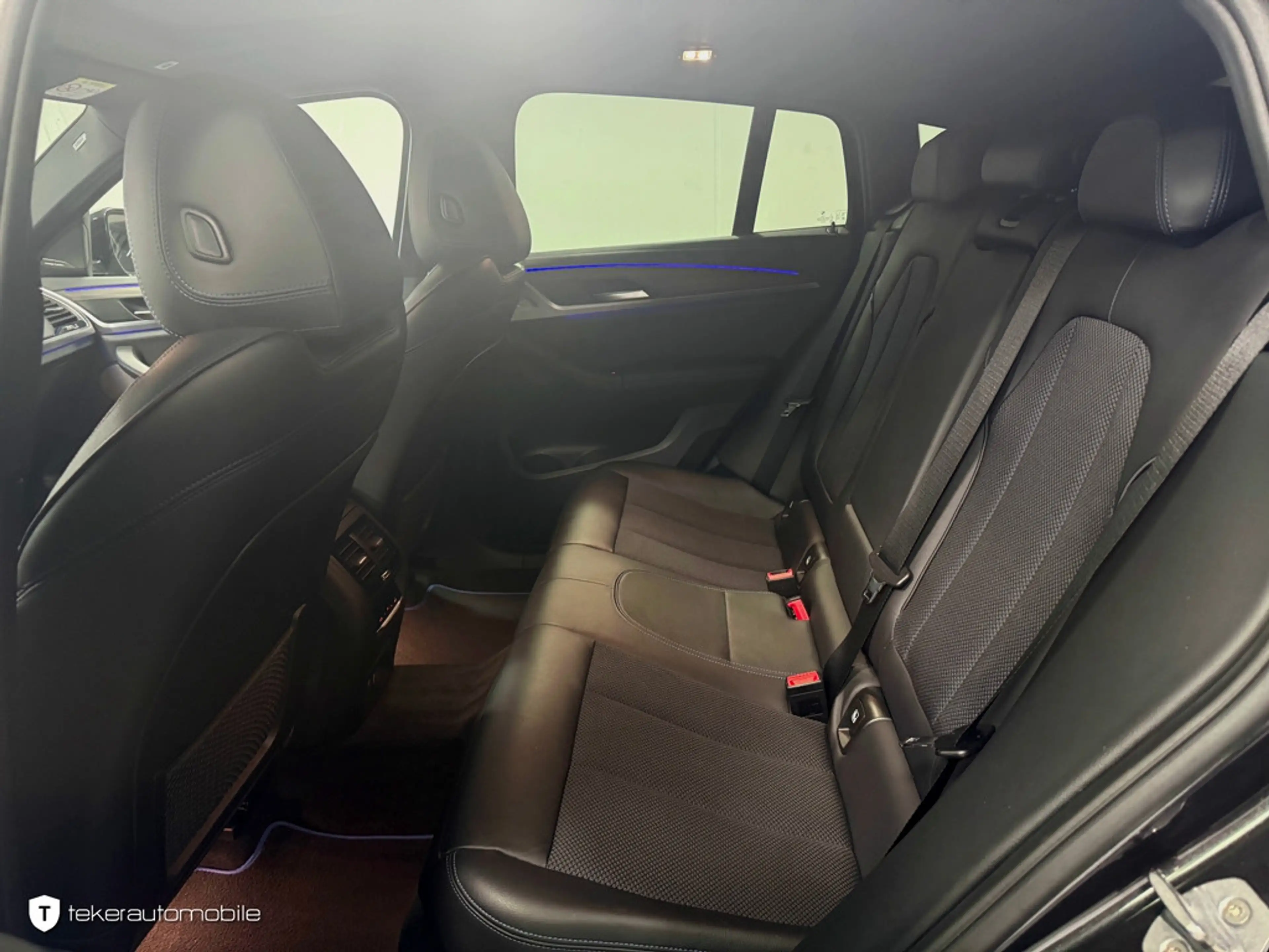 BMW X4 M40 d *CarPlay*HuD*Pano*LED* — photo 7