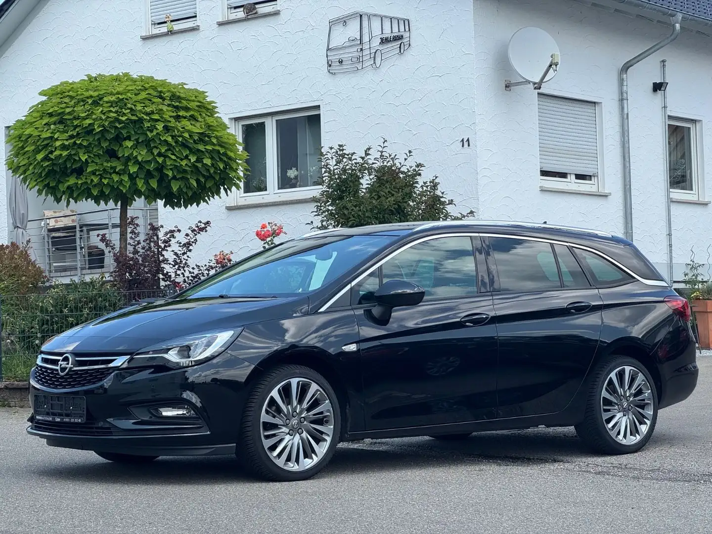Opel Astra K Sports Tourer 1.4**Ultimate**Voll LED Nero - 1