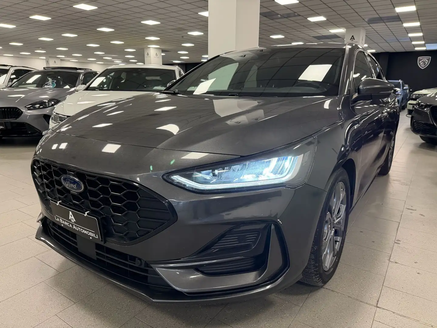 Ford Focus 1.0 ecoboost hybrid ST-Line 125cv Grigio - 2