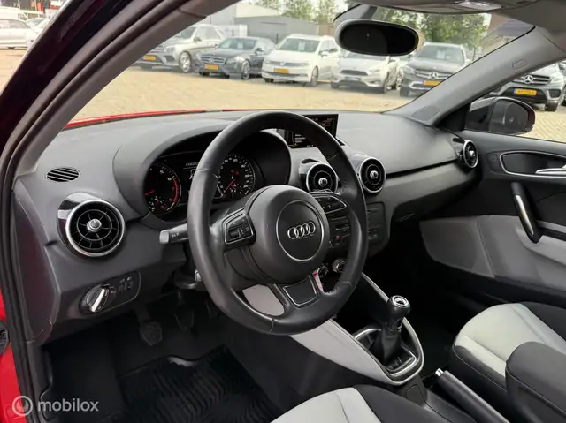 Audi A1 view 11