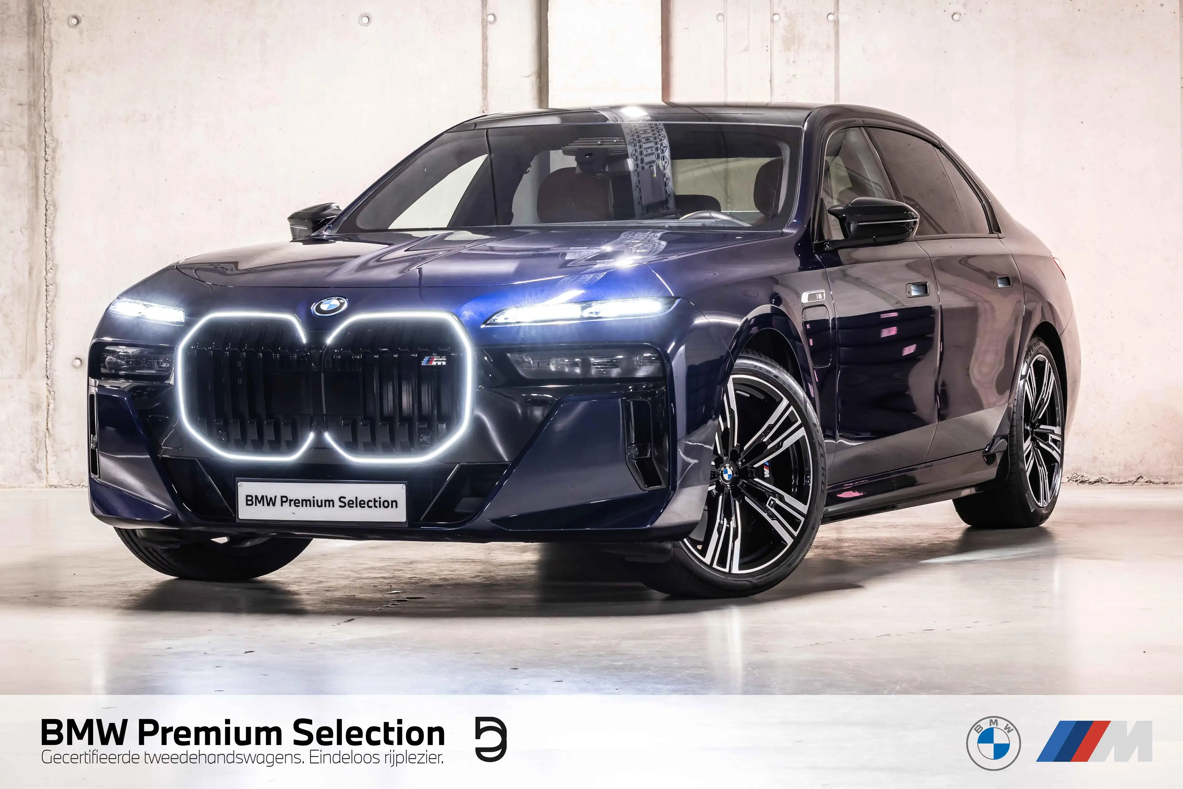 BMW 760 M760e xDrive | INDIVIDUAL | PANO | MASSAGE |