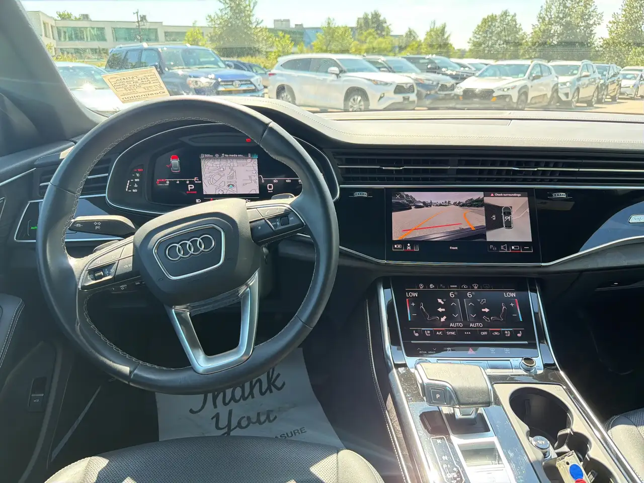 Audi Q8 снимка Audi Q8