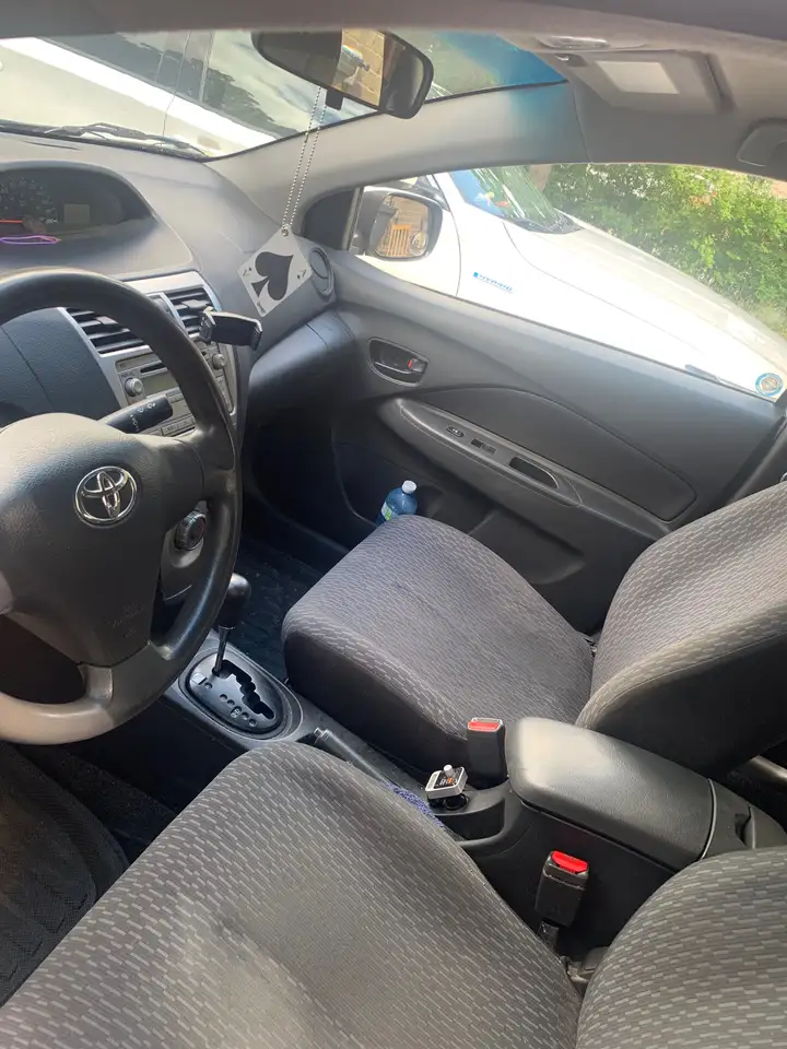 Toyota Yaris снимка Toyota Yaris