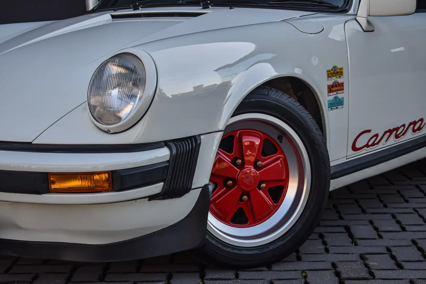 Porsche 911 Carrera cs coupe Weiß - 2