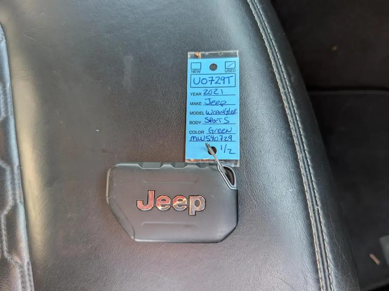 Jeep Wrangler снимка Jeep Wrangler