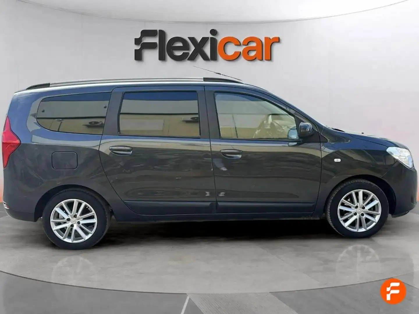 Dacia Lodgy 1.2 TCE Laureate 7pl. Amarillo - 2