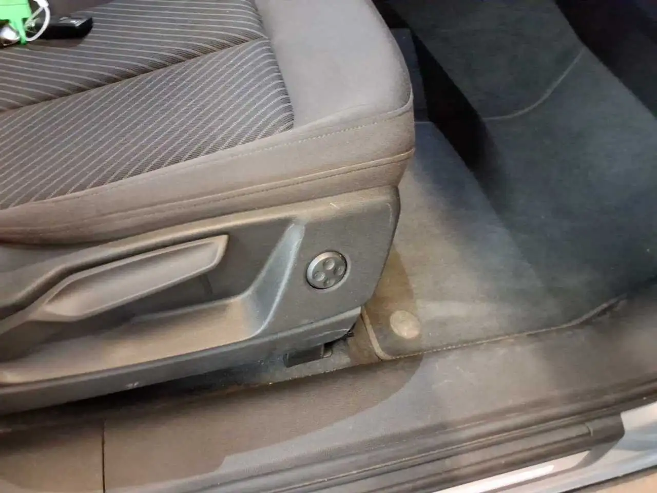 AUDI Q5 50 E QUATTRO - 299ch - 74 215KMS - CAMÉRA D'AIDE AU STATIONNEMENT - HAYON ARRIÈRE ÉLECTRIQUE - VOLANT EN CUIR