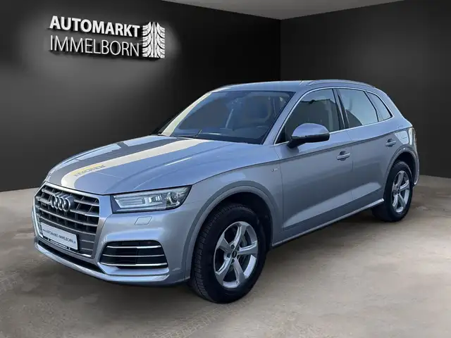 Audi Q5 view 4