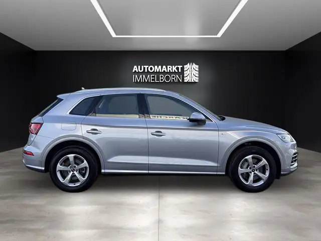 Audi Q5 view 7