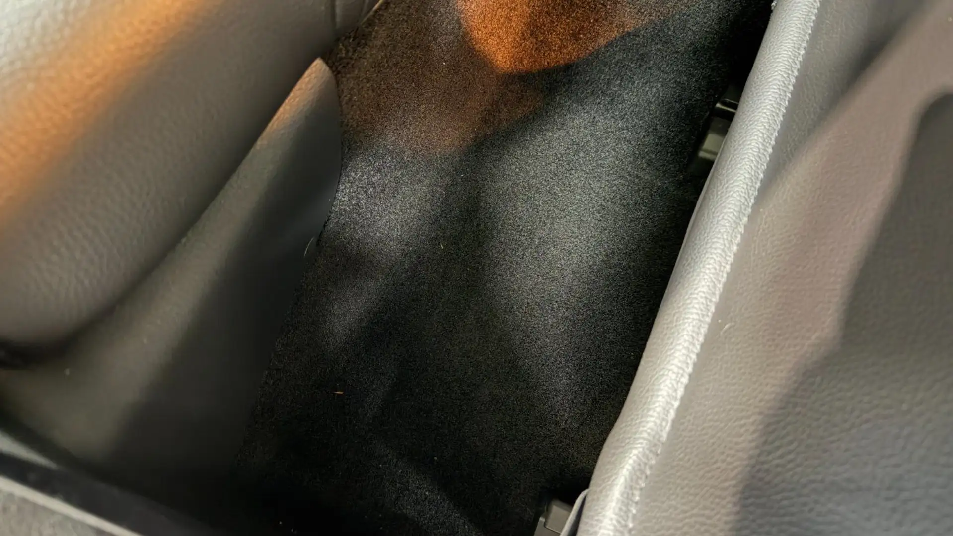 Ford Mustang Premium Gris - 2