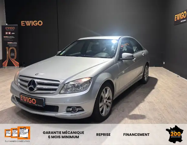 Mercedes-Benz 2.2 200 CDI 135 AVANTGARDE 7 BVA-ENTRETIEN CONSTRUCTEUR