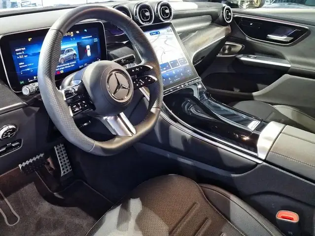 Mercedes-Benz 300 view 10