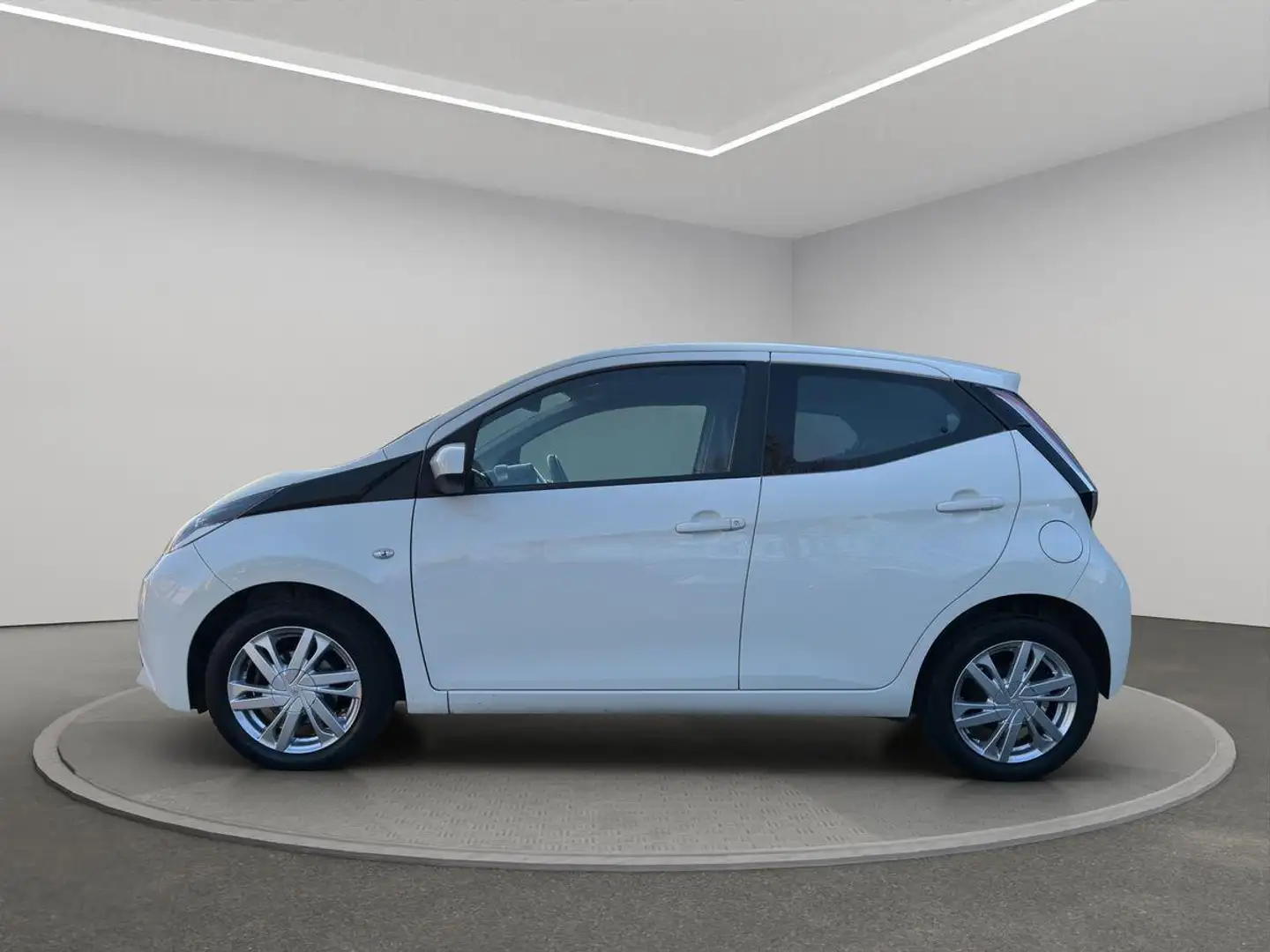 Toyota Aygo Kam/Radio/Klima/Bluetooth Weiß - 2