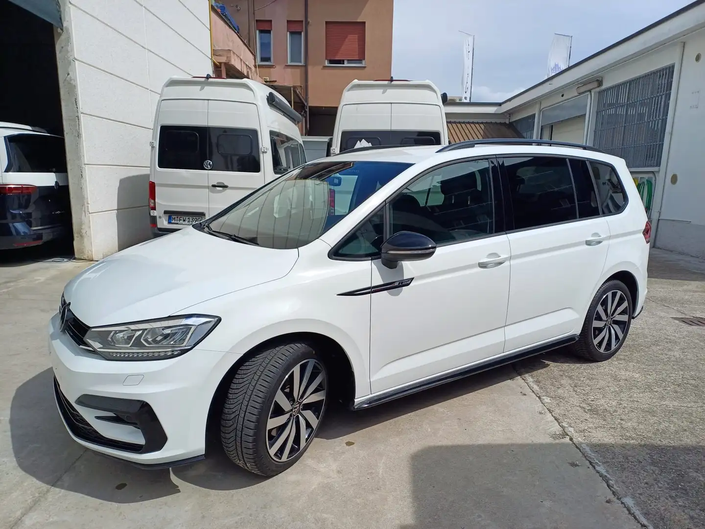 Volkswagen Touran 2.0 tdi Edition Plus dsg - 2