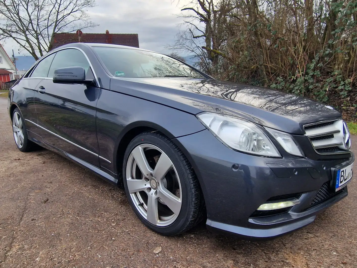Mercedes-Benz E 220 CDI Coupe 7G-TRONIC Szary - 1