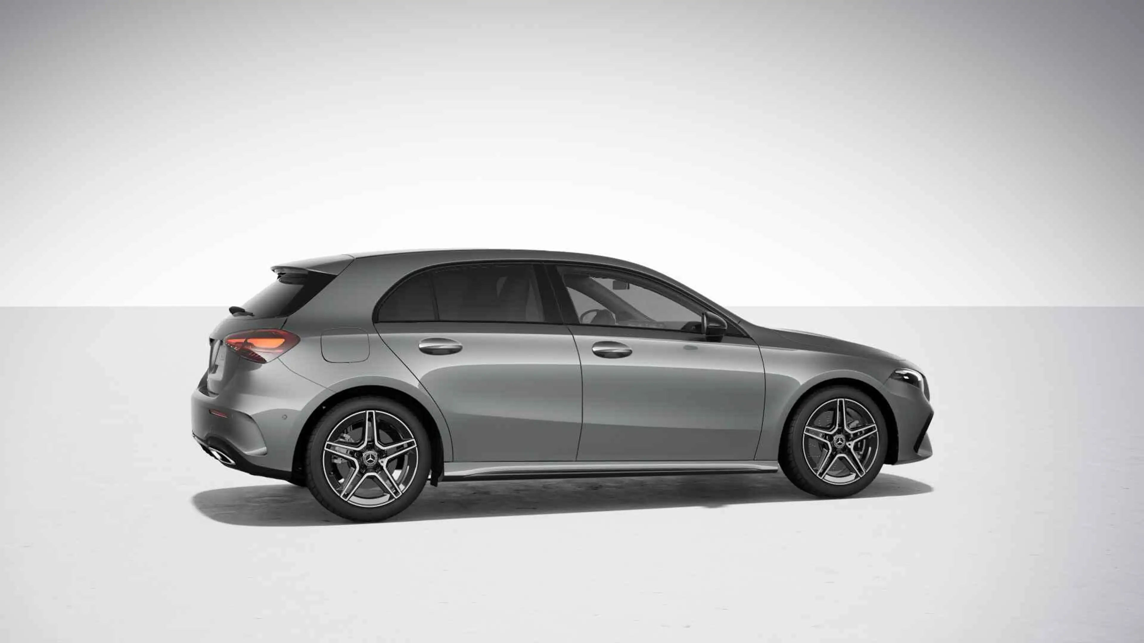 Mercedes-Benz A 250 e Hatchback AMG Line | Verwarmde Zetels | Smartpho — photo 7