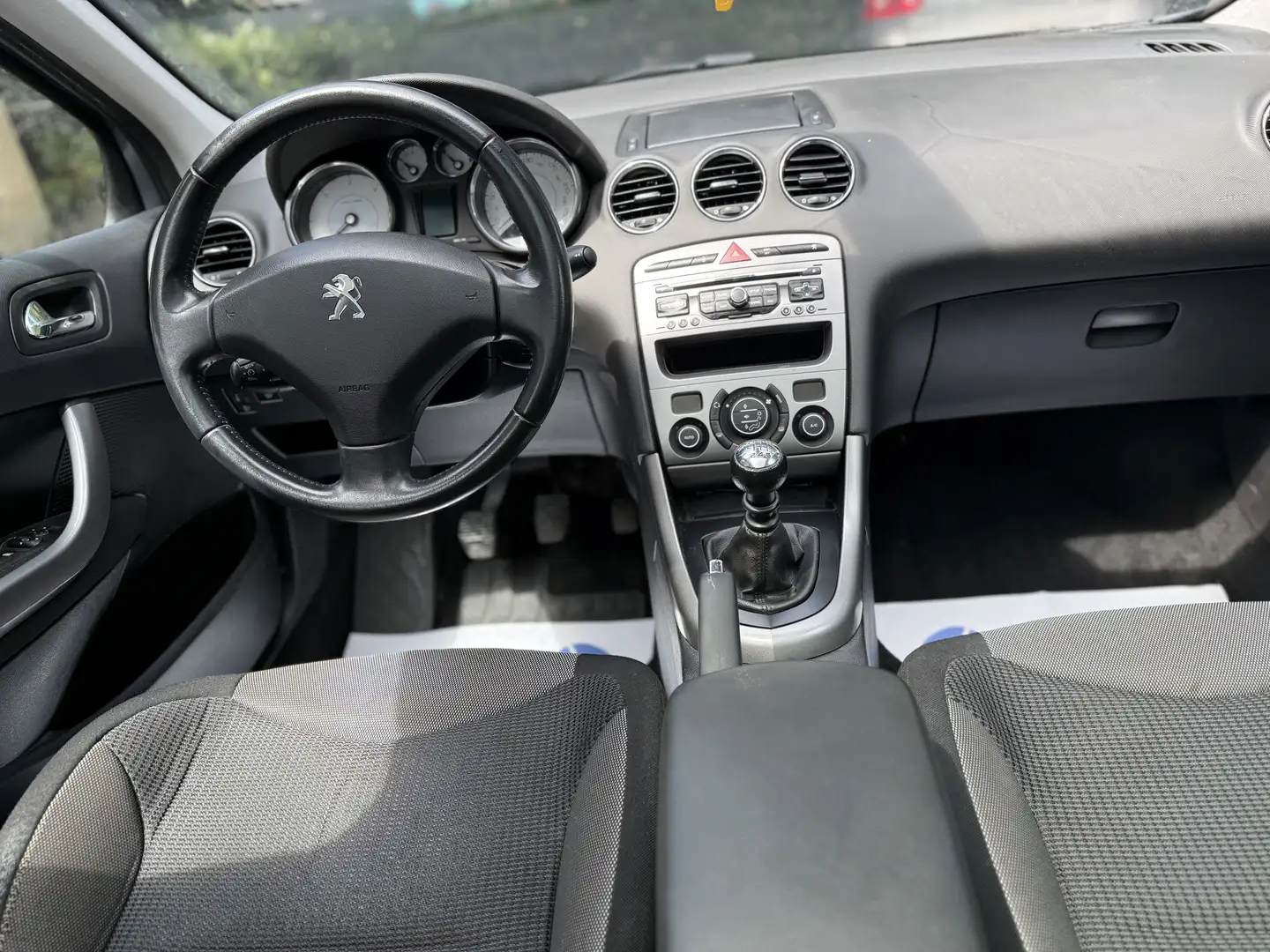 Peugeot 308 1.6 e-HDi 112ch FAP Active - 2