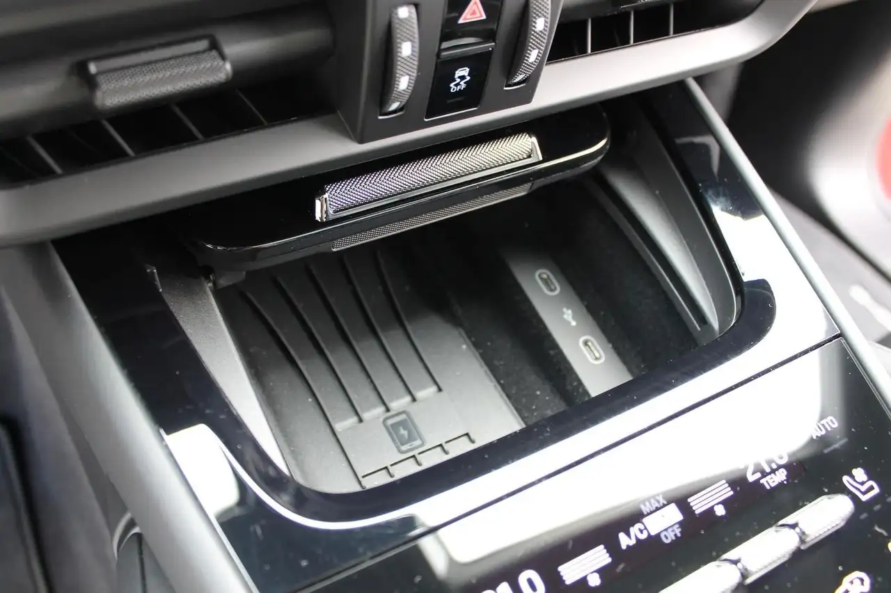 Porsche Cayenne Coupé Black Edition Panorama Chrono ACC 13