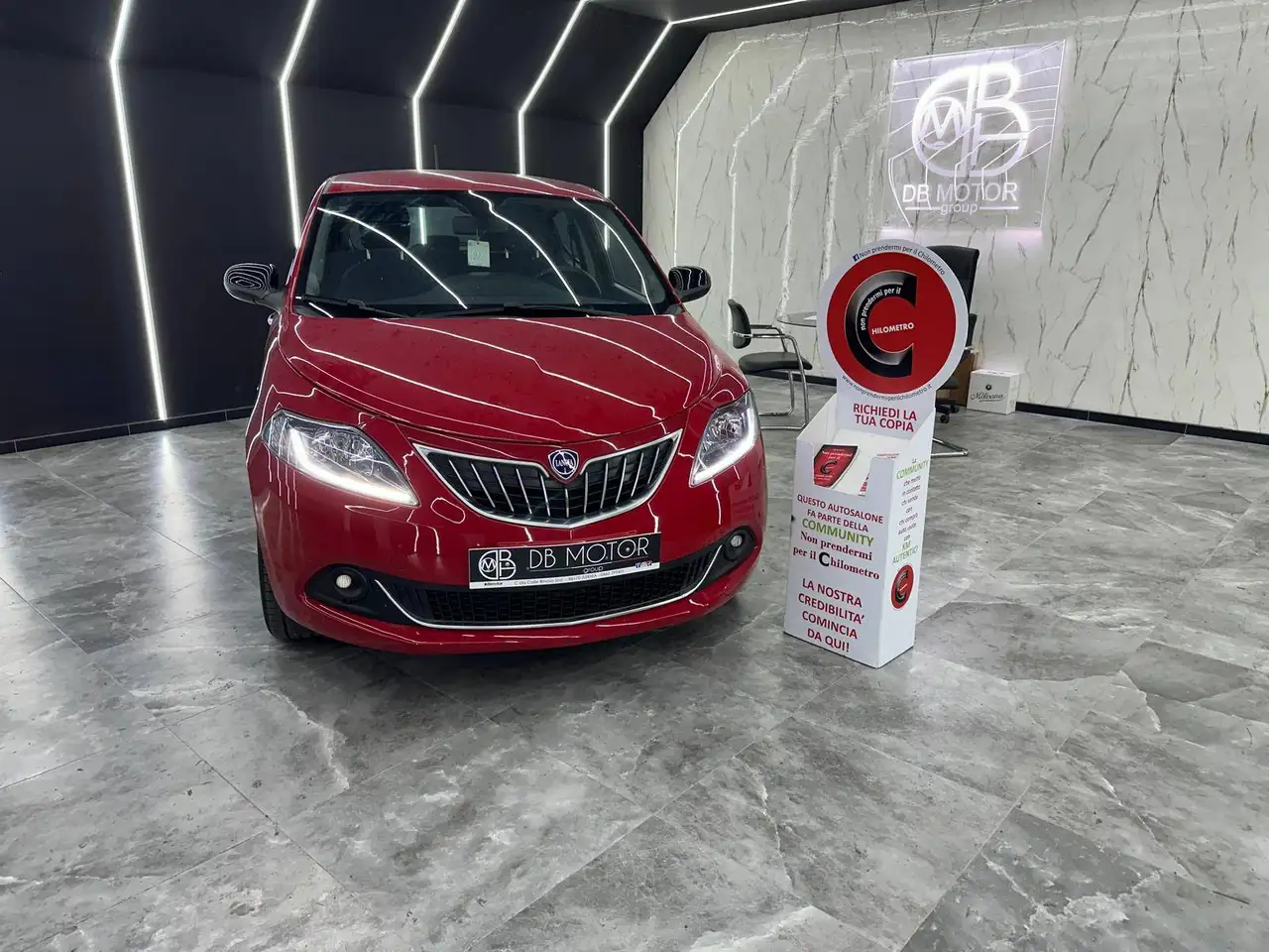 Lancia Ypsilon 1.0 firefly hybrid Oro s, миниатюра 4