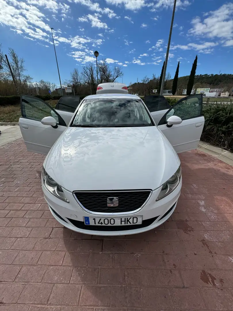 SEAT Exeo 2.0 TDI 120 ch Réference Weiß - 1