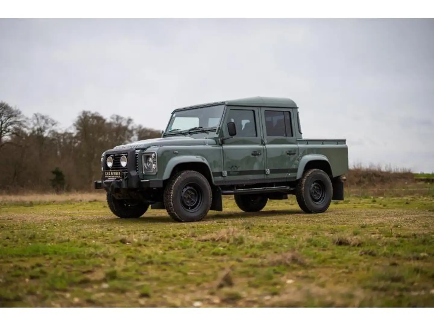 Land Rover Defender 110 TD4 “Blaser Edition“ Vert - 2
