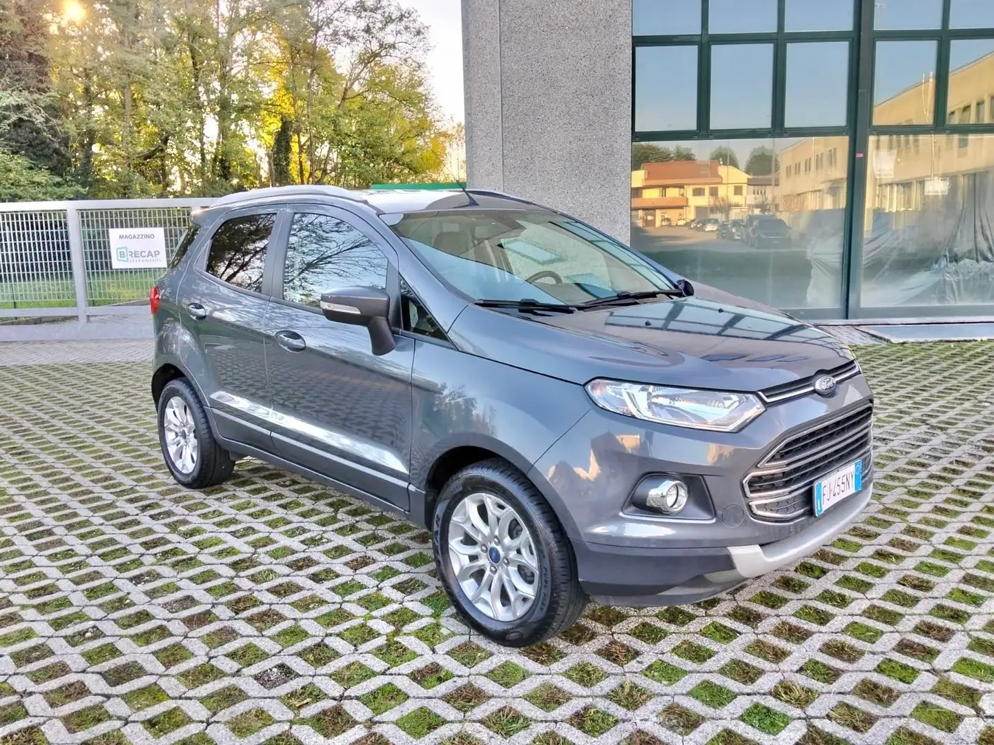 Ford EcoSport 1.5 TDCi 95 CV Titanium S*Pelle*Navi*Camera*E6 Gris - 1
