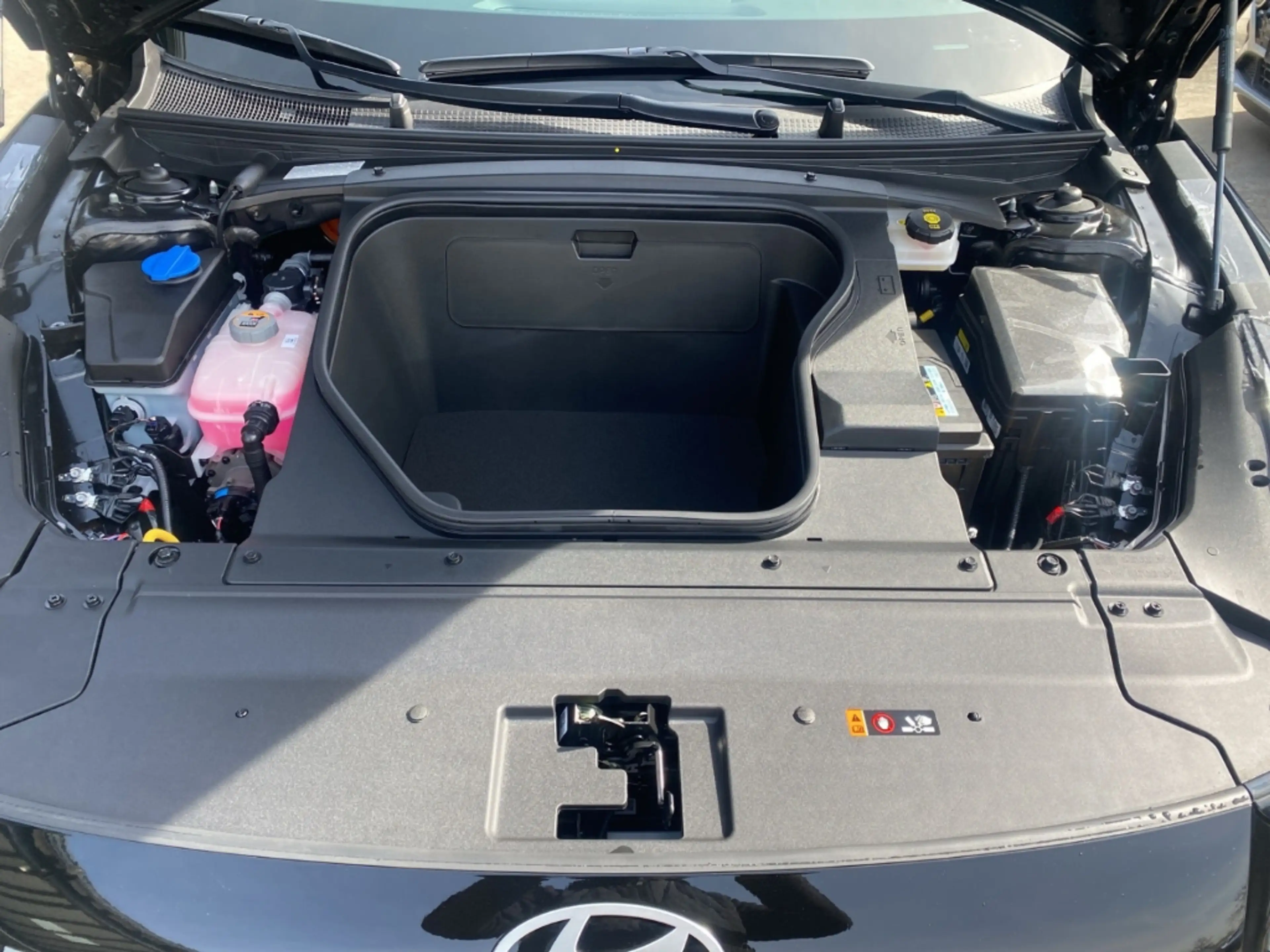 Hyundai IONIQ 6 Centriq Elektro EV FL (MY26) — photo 7