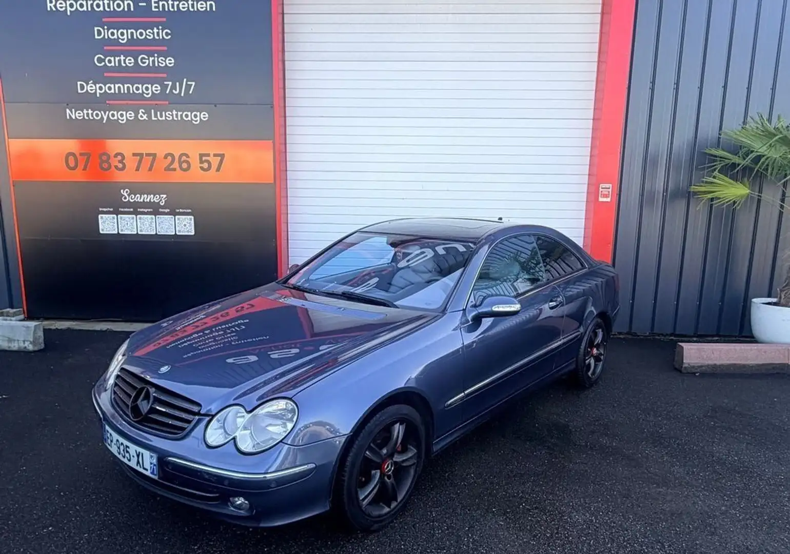 Mercedes-Benz CLK Classe 270 2.7 CDI 163 CV BOITE AUTO GPS- CUIR TOIT OUVRANT Gris - 2